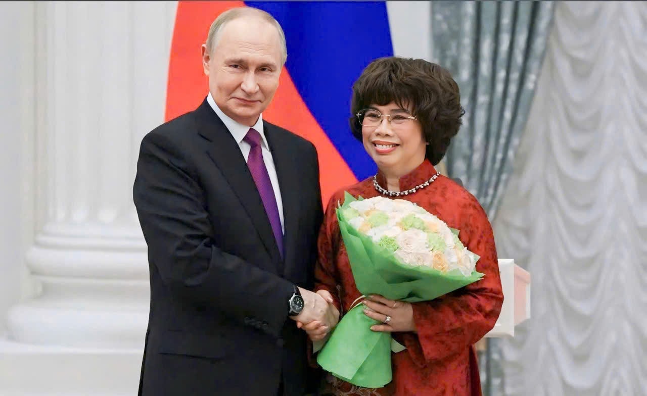 AHLĐ Thái Hương nhận Huân chương Hữu nghị từ TT Putin