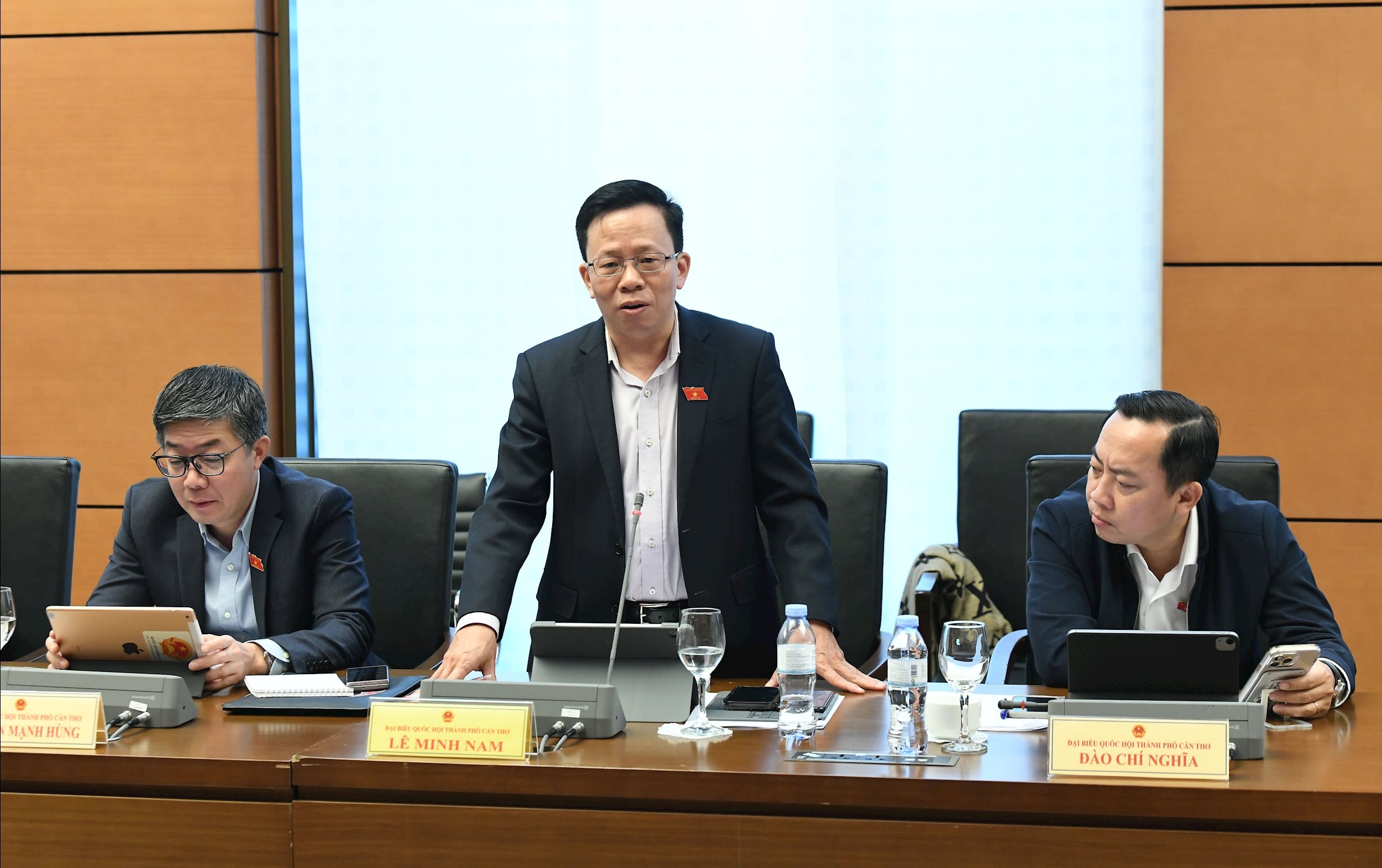 ĐB Lê Minh Nam, Đoàn ĐBQH Thành phố Cần Thơ.1