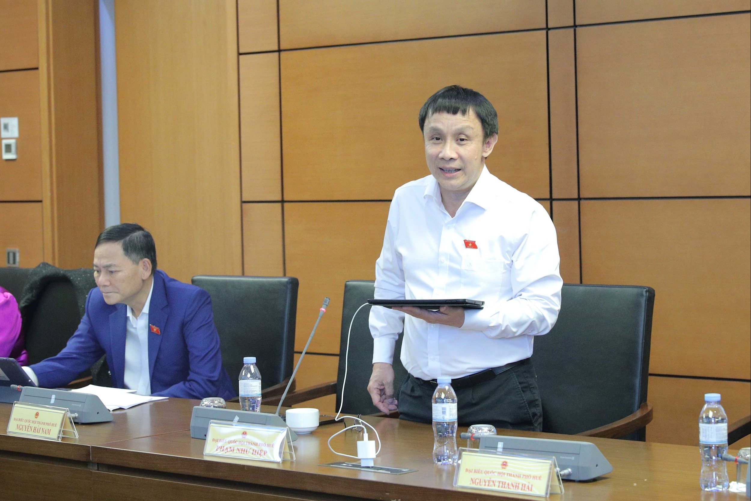 نائب الجمعية الوطنية فام نهو هيب (هوي)