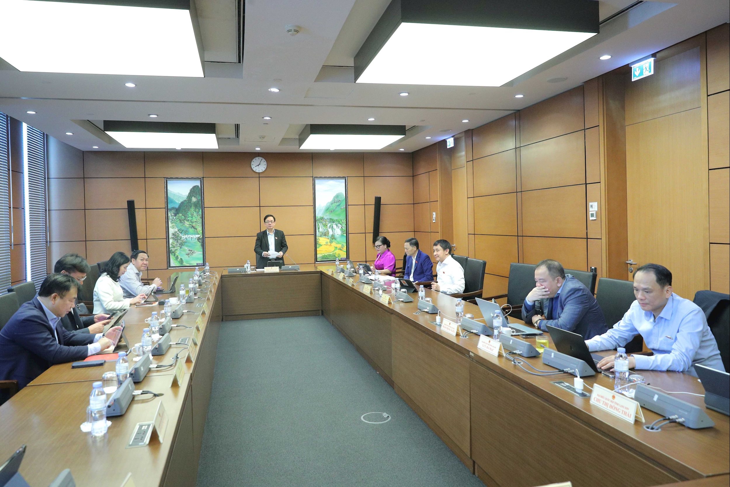 المجموعة السادسة (لانج سون، دونج ناي، هيو)