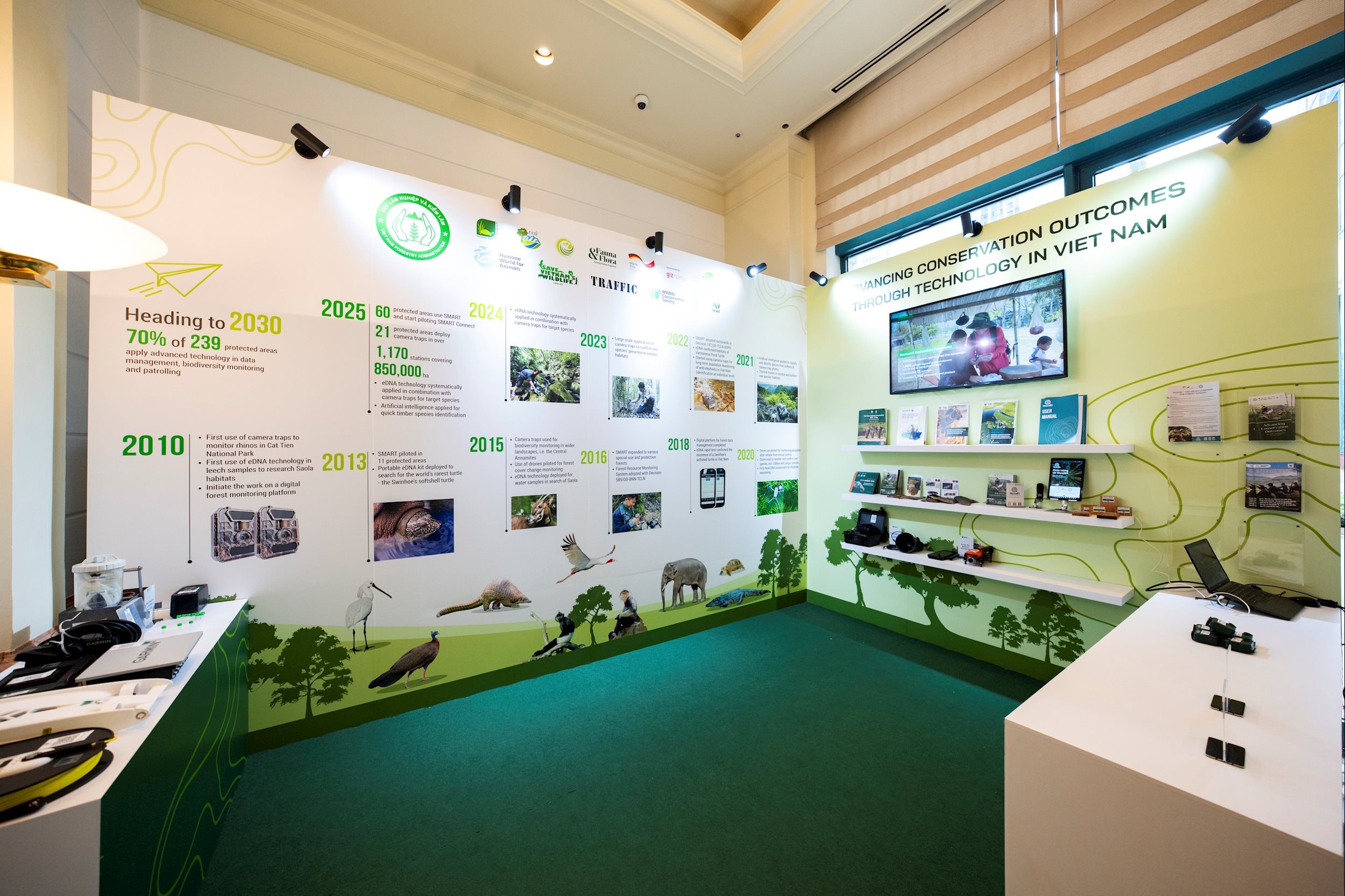 11 Không gian quầy triển lãm tại Hội nghị