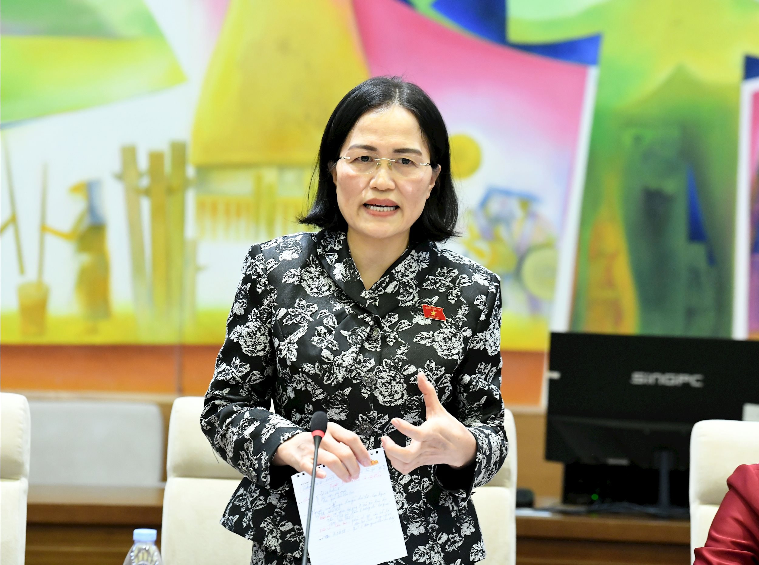 ĐB Trần Thị Kim Nhung, Đoàn ĐBQH Quảng Ninh.1