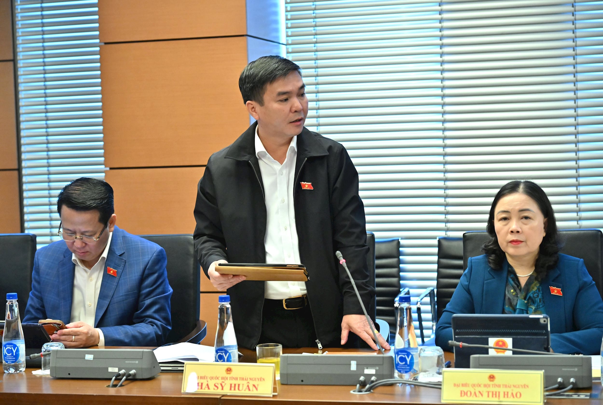 ĐBQH Hà Sỹ Huân (Thái Nguyên)VQK_7346