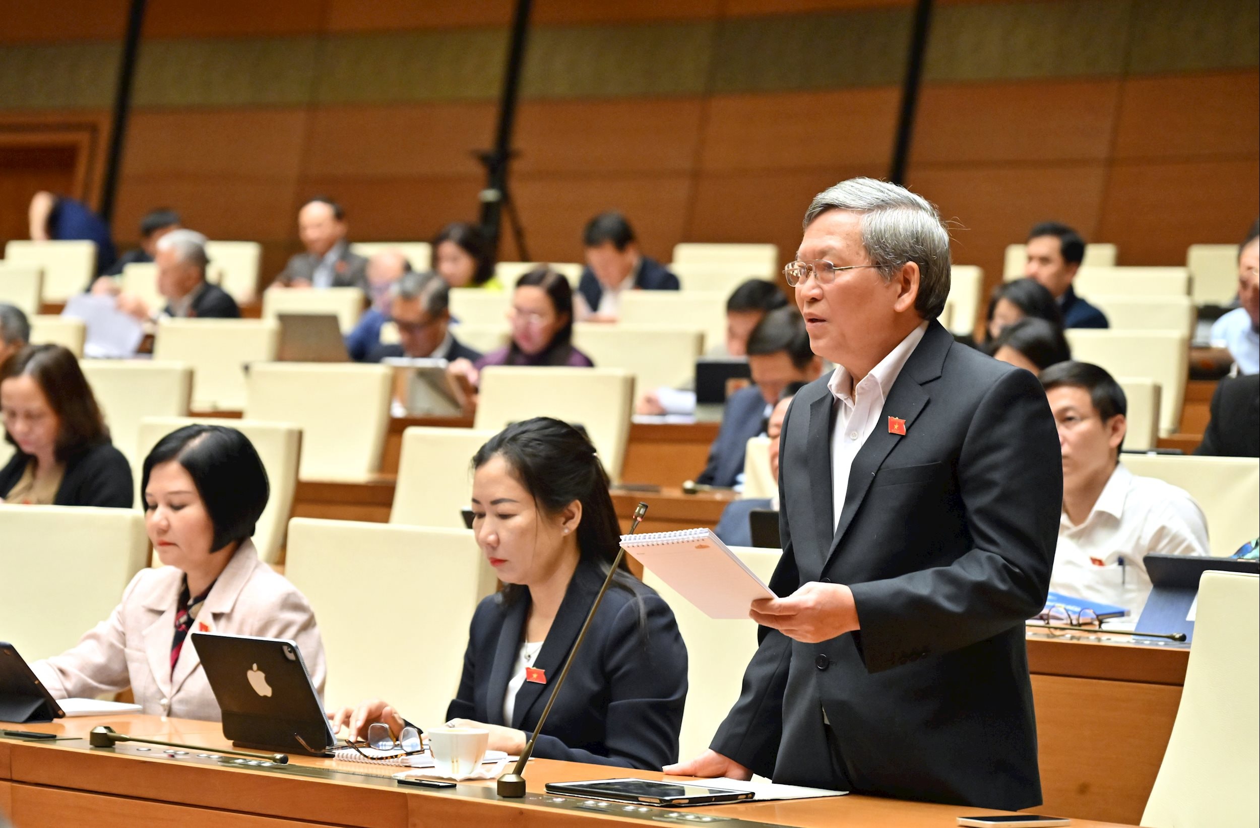 ĐBQH Tô Văn Tám (Quảng Ngãi)