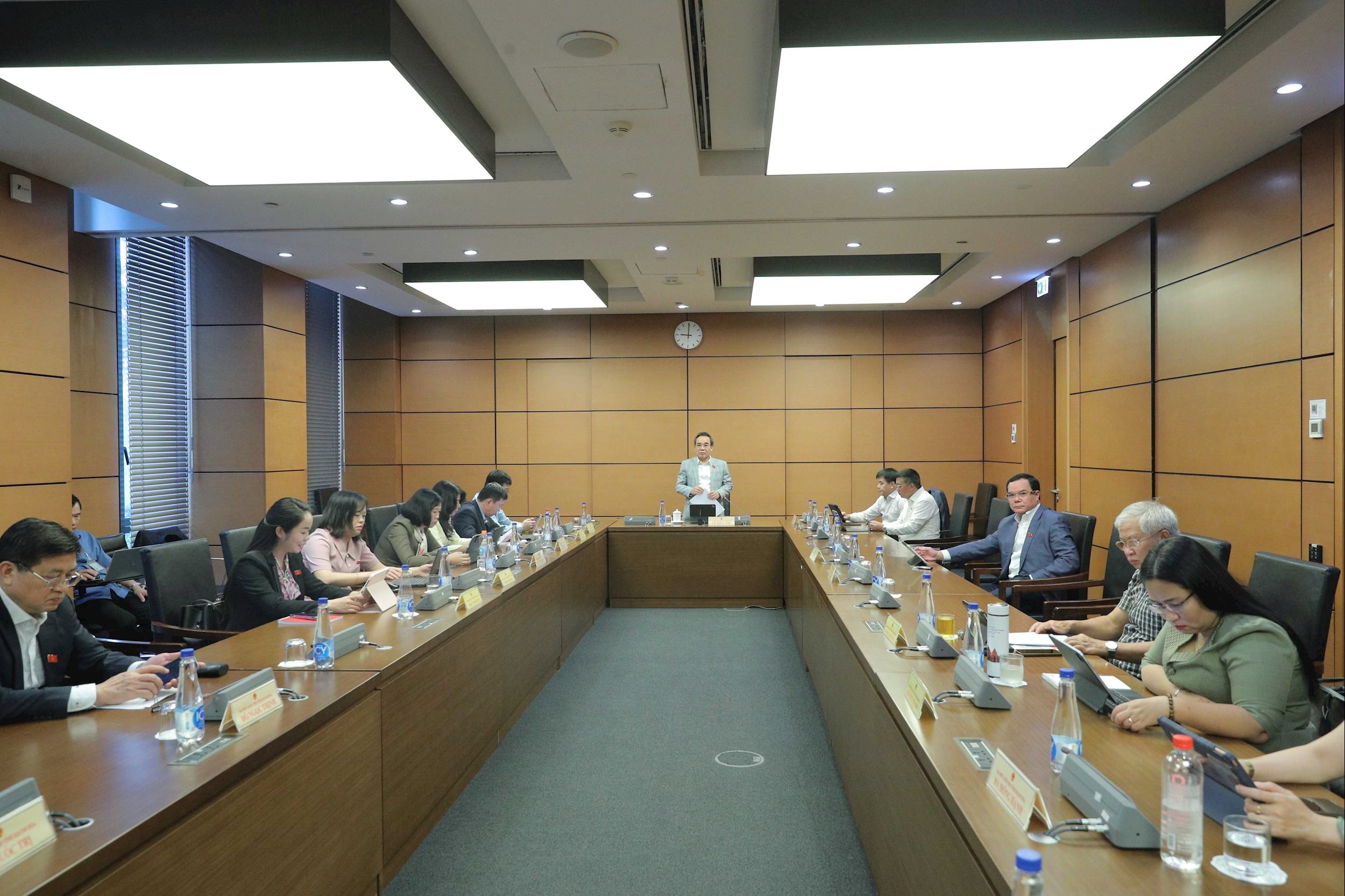 Gruppe 4 (Lao Cai, Khanh Hoa, Lai Chau)