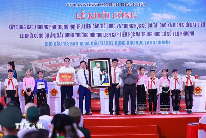 ttxvn-0911-thu-tuong-truong-noi-tru-bien-gioi-thanh-hoa-9.jpg
