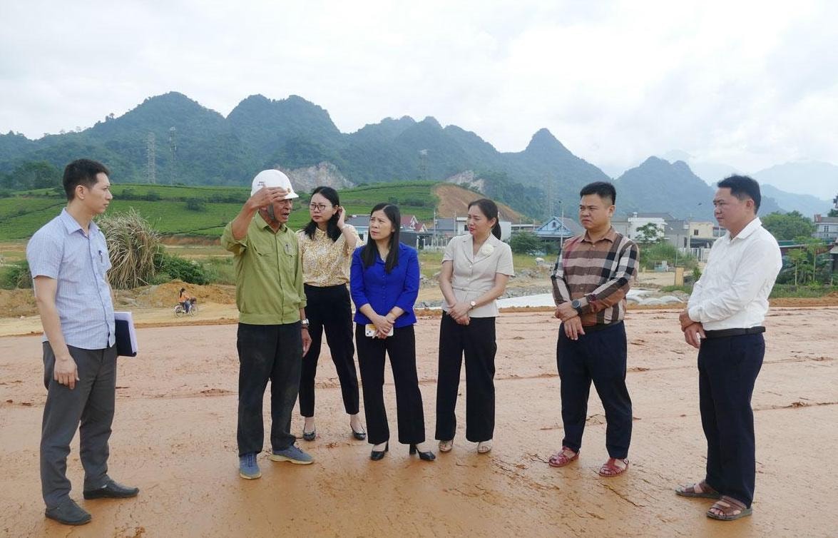 Đoàn giám sát khảo sát tiến độ thi công Cao tốc Tuyên Quang - Hà Giang trên địa bàn xã Hùng An