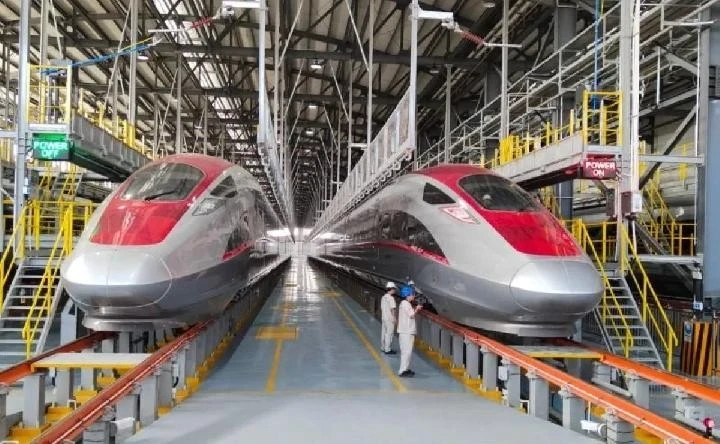 Indonesia to add 30 urban trains in Jakarta | Vietnam+ (VietnamPlus)