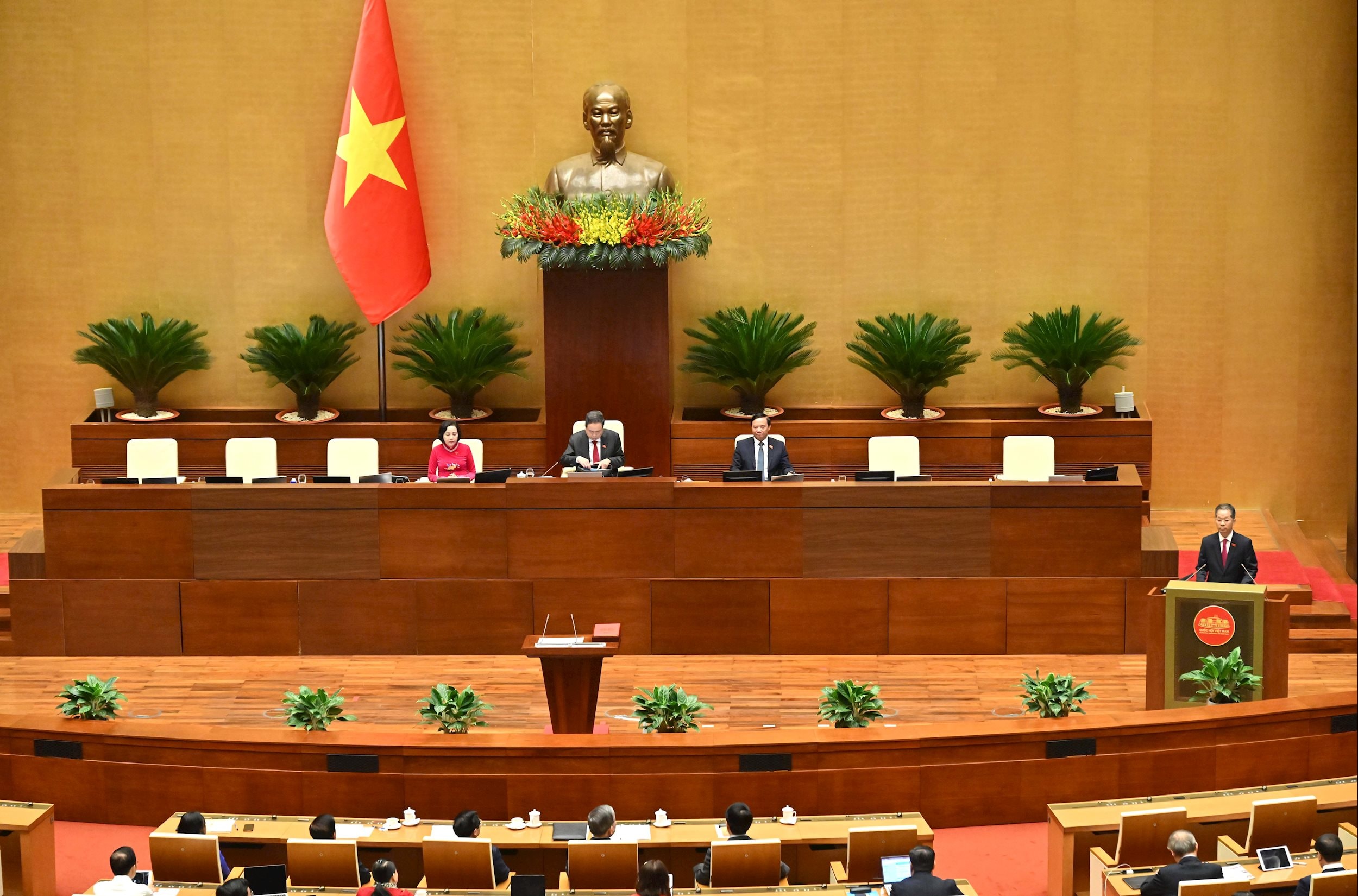 Tân Chánh án Tòa án nhân dân tối cao Nguyễn Văn Quảng phát biểu sau Lễ Tuyên thệVQK_8713++