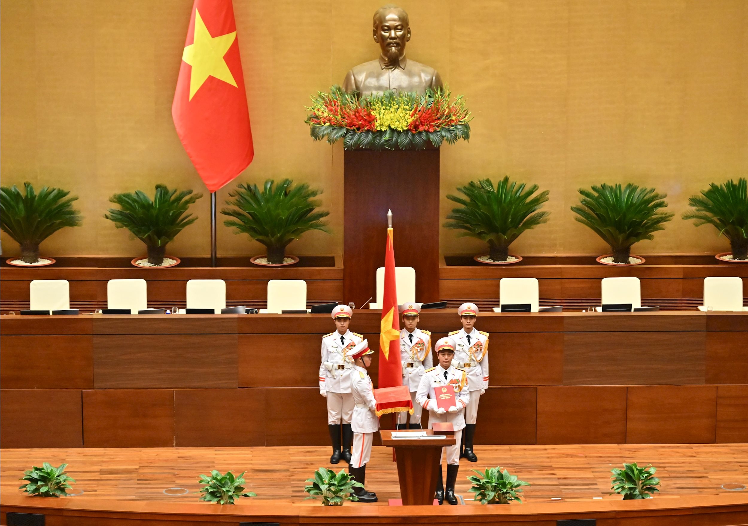 Toàn cảnh Lễ Tuyên thệ của Chánh án Tòa án nhân dân tối cao Nguyễn Văn QuảngVQK_8587++