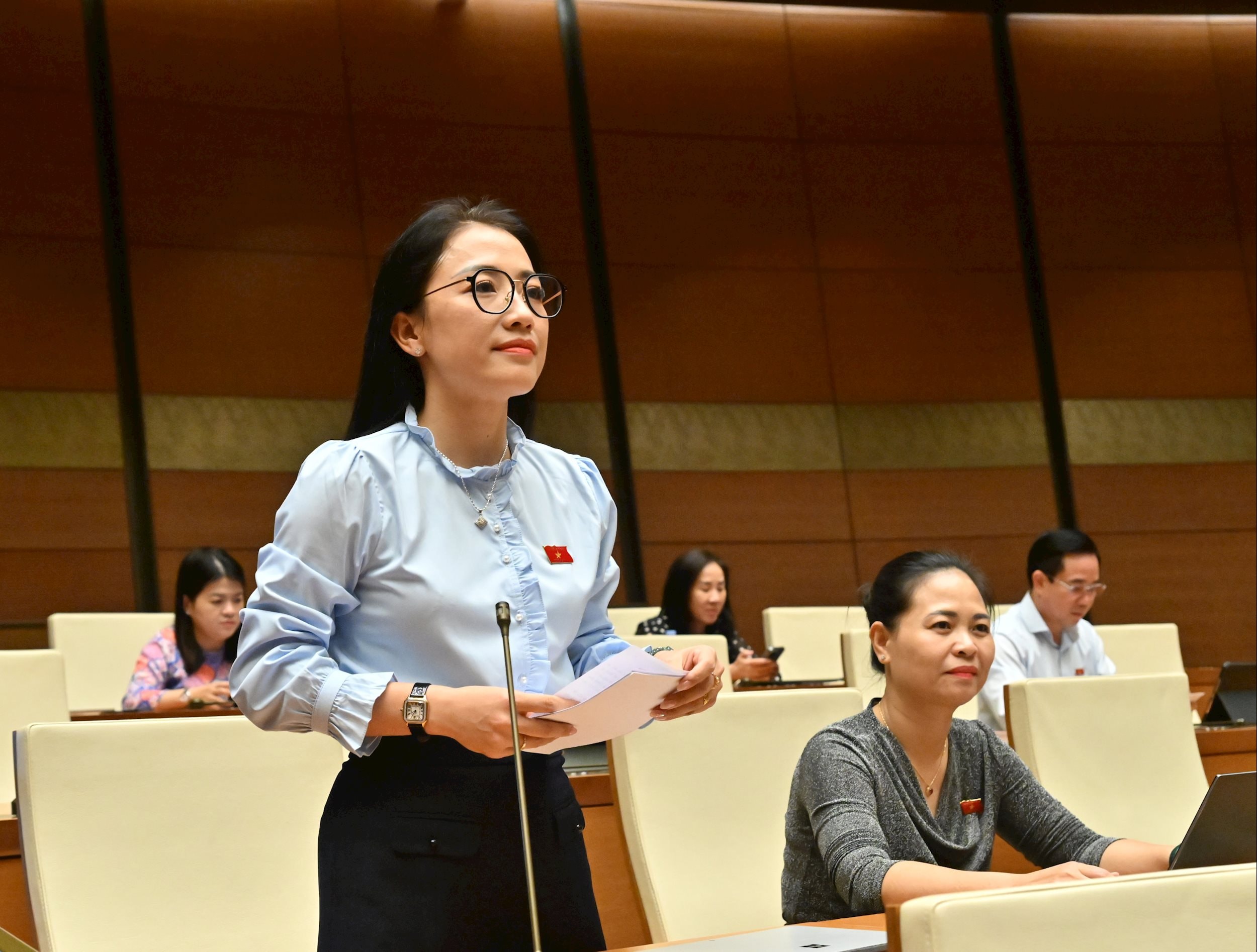 ĐBQH Trần Khánh Thu (Hưng Yên)VQK_0302