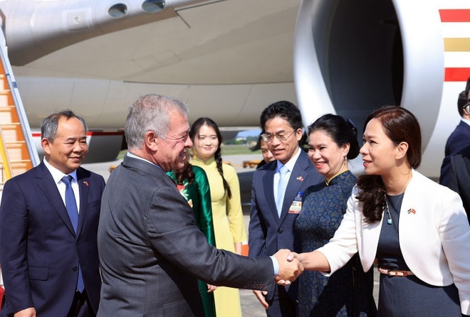 vna-potal-quoc-vuong-jordan-bat-dau-chuyen-tham-chinh-thuc-toi-viet-nam-8402708.jpg