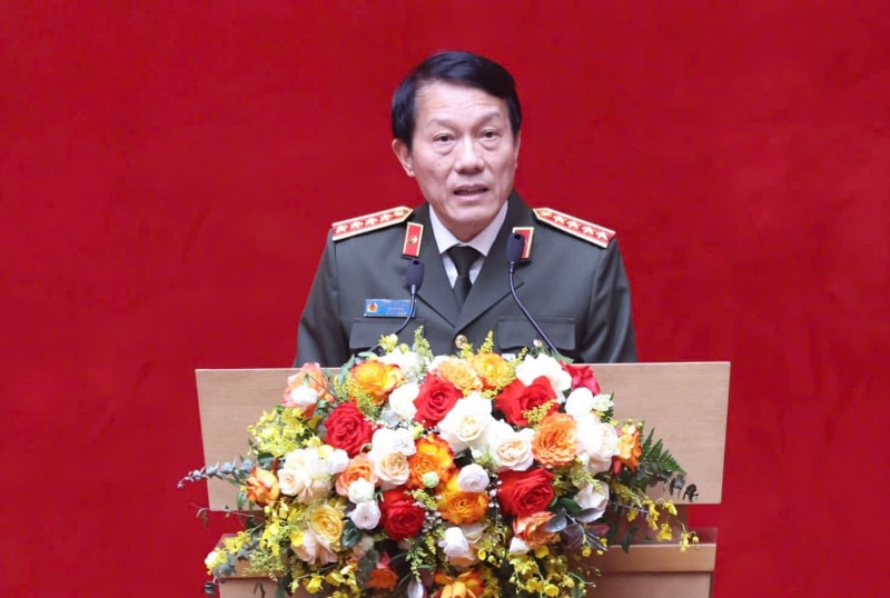 The Prime Minister attended and directed the conference to review 1 year of deploying forces to participate in protecting security and order at the grassroots level -0