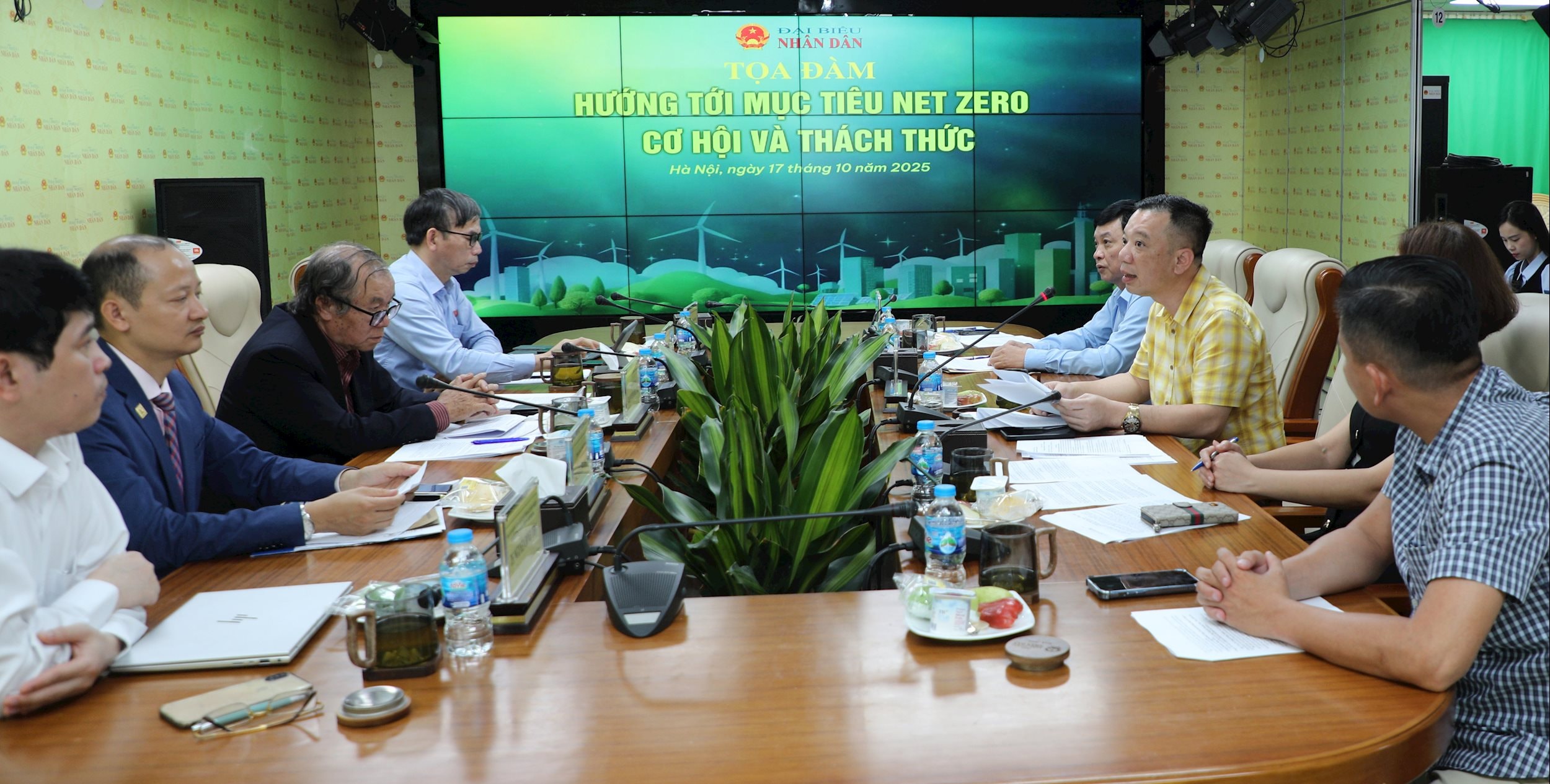 Toàn cảnh toạ đàm 5