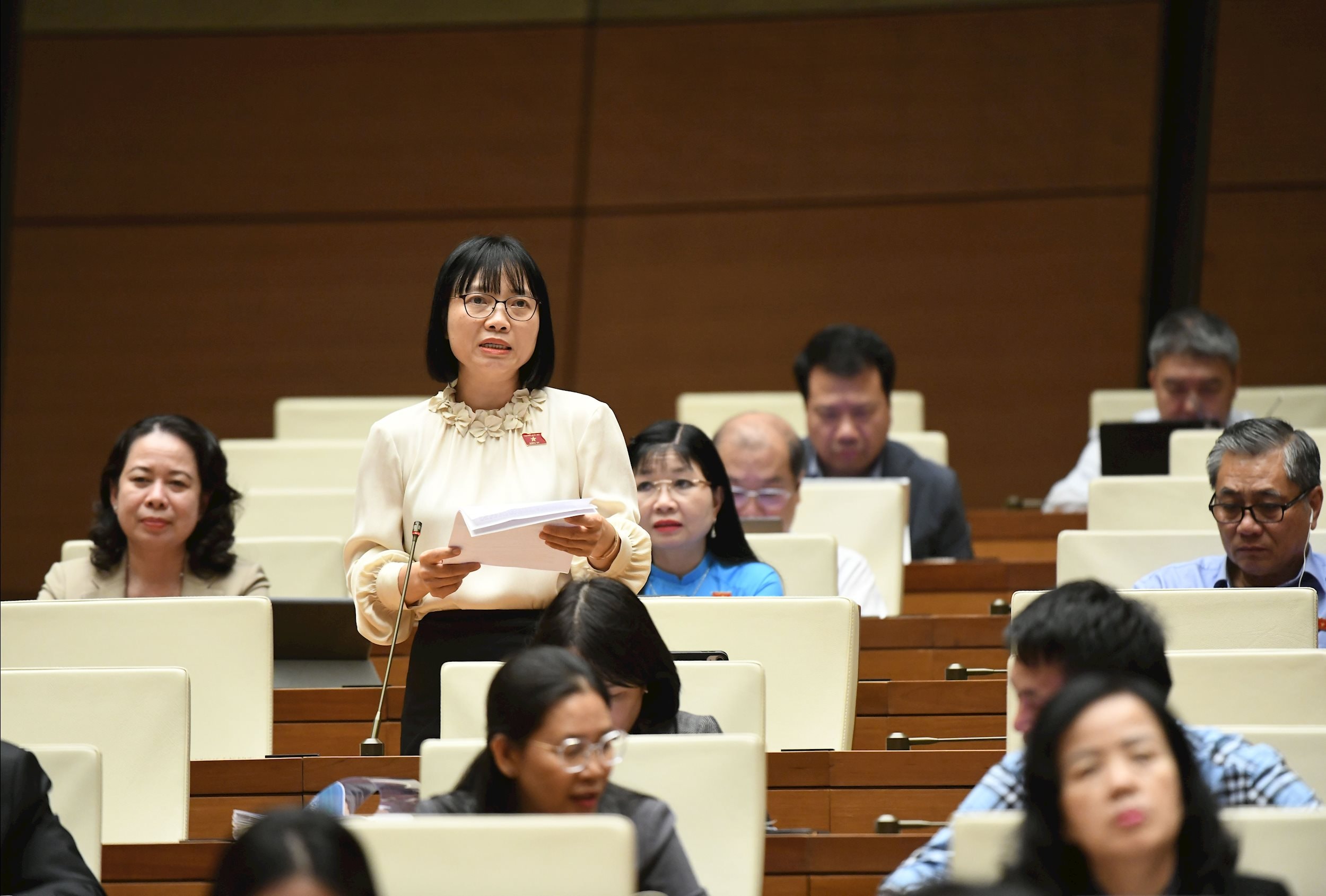 Đại biểu Nguyễn Thị Việt Nga, đoàn Hải Phòng.1