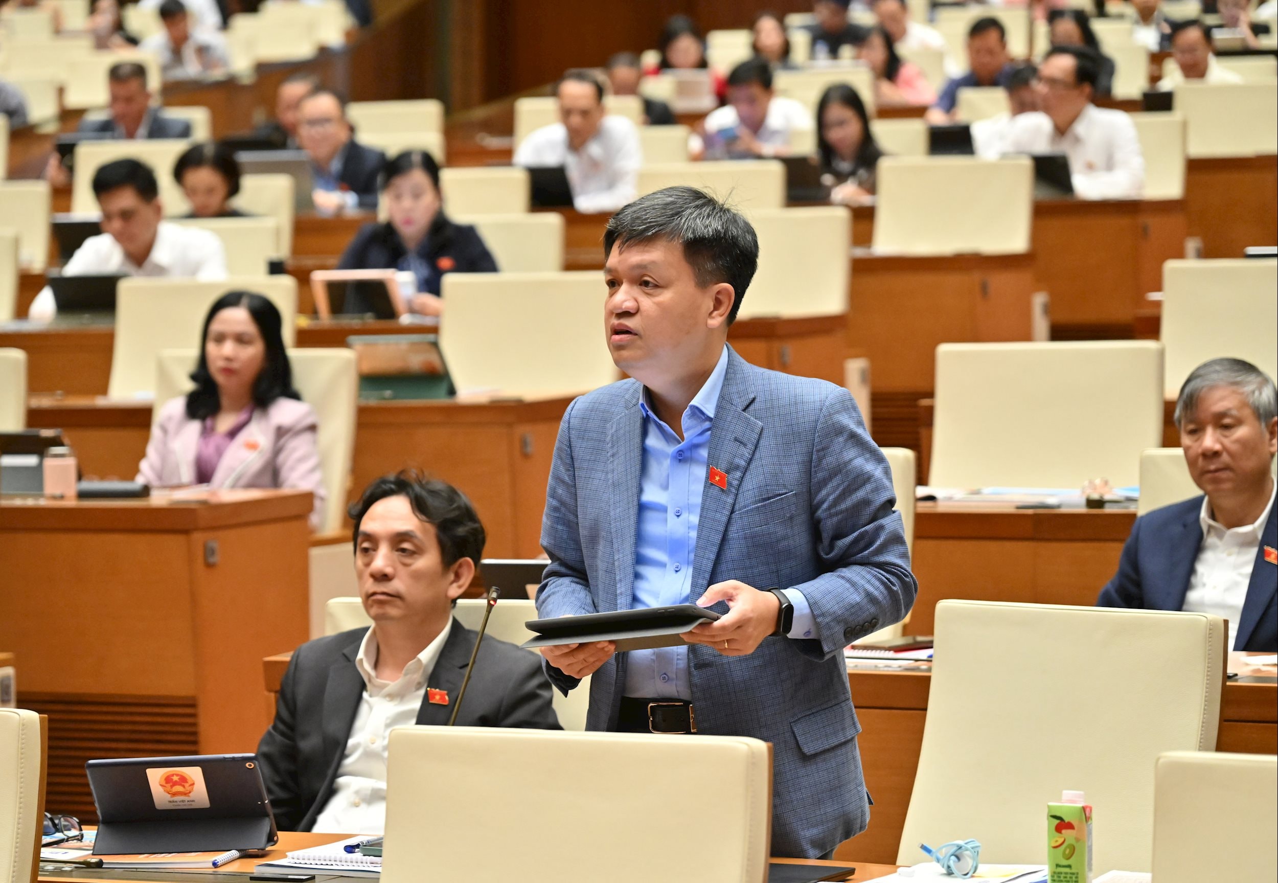 ĐBQH Tạ Đình Thi (Hà Nội)