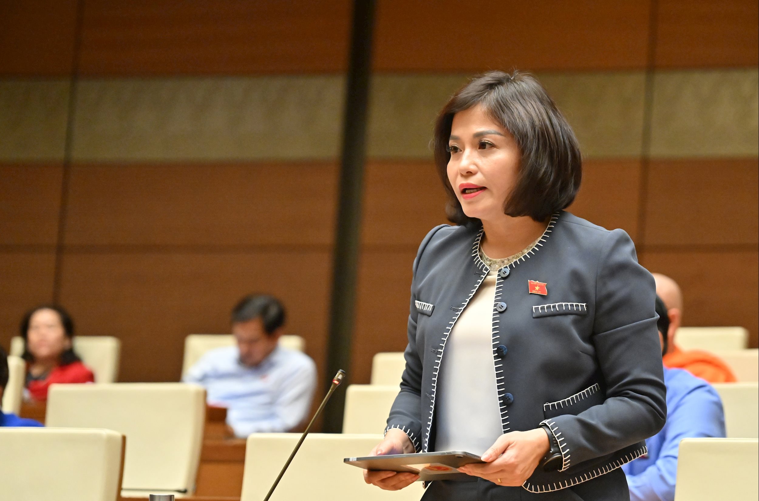 ĐBQH Thái Quỳnh Mai Dung (Phú Thọ)VQK_1632