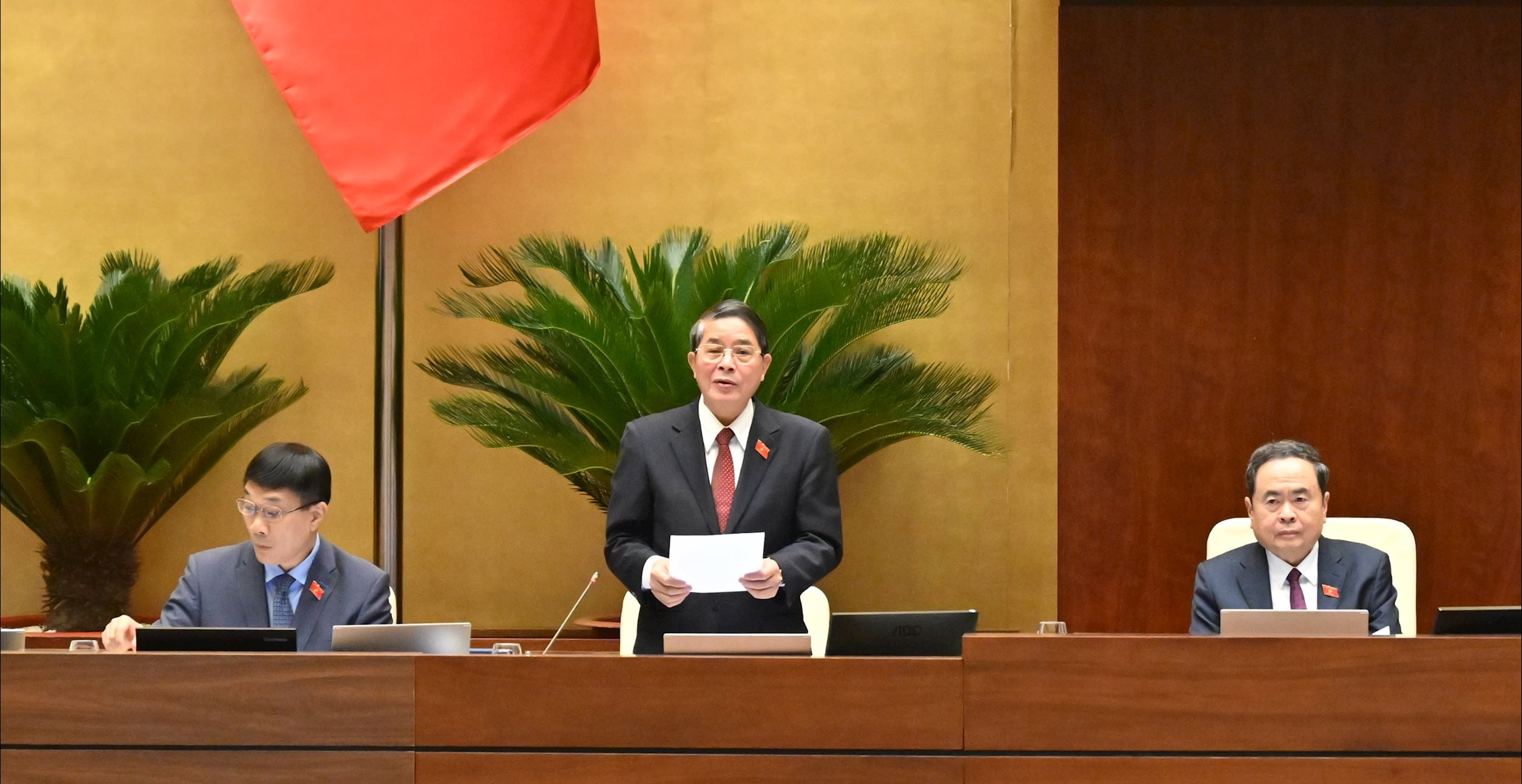 Phó Chủ tịch Quốc hội Nguyễn Đức Hải điều hành phiên họpVQK_1524