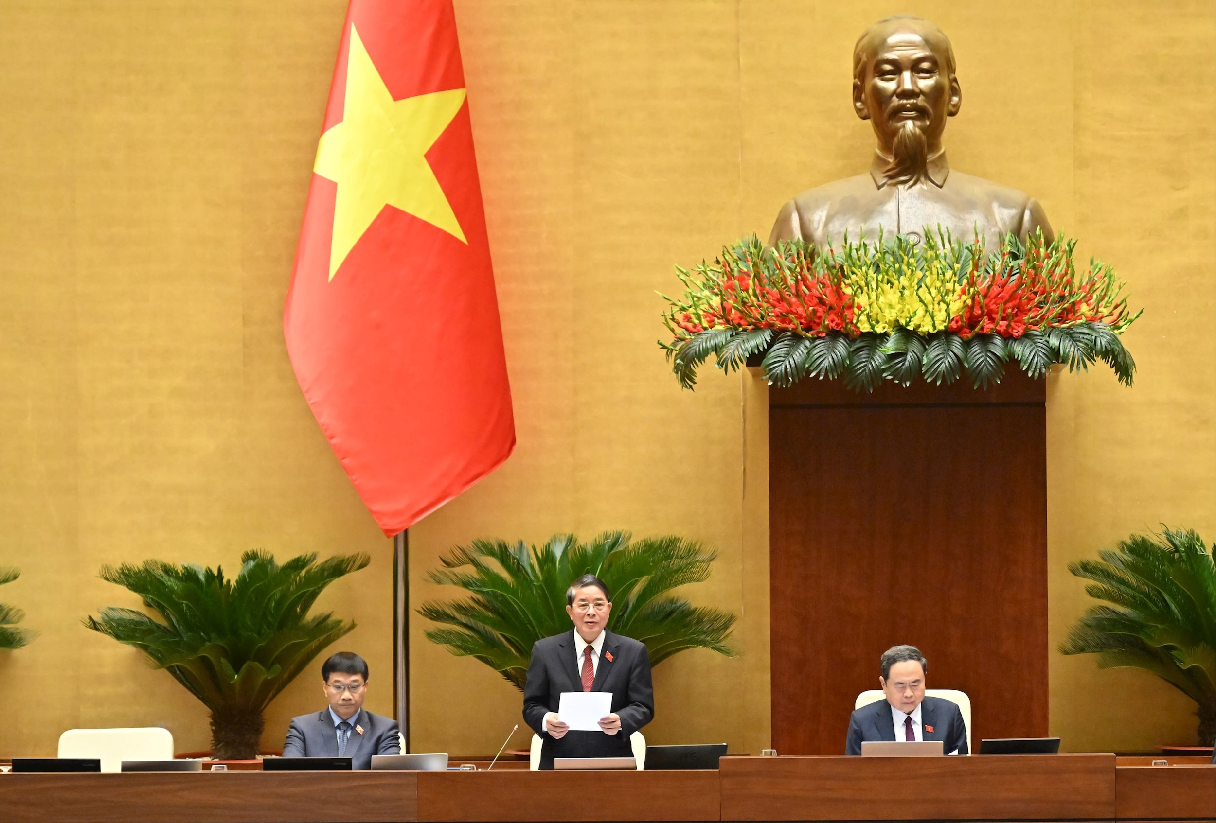 Phó Chủ tịch Quốc hội Nguyễn Đức Hải điều hành phiên họpVQK_1527