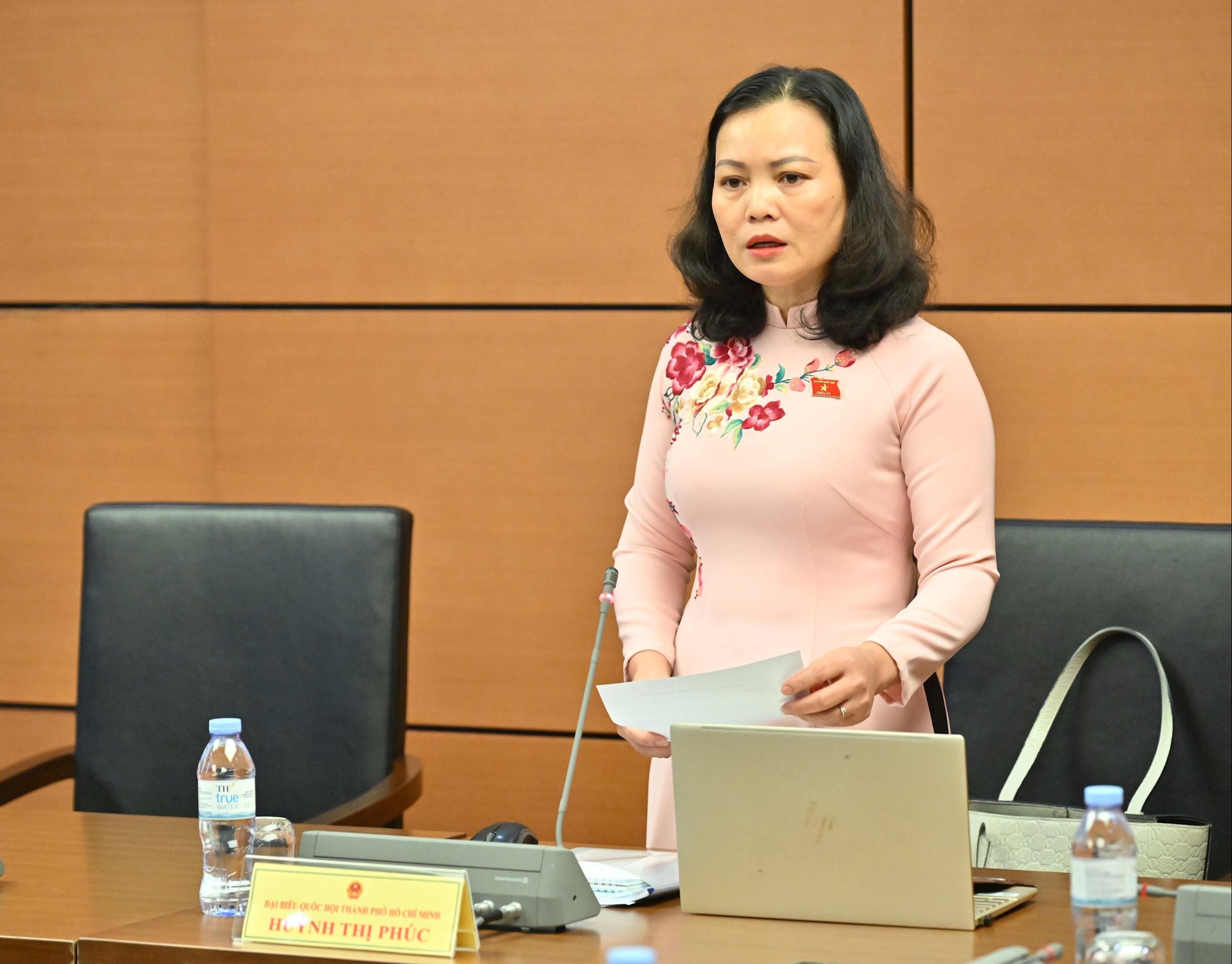ĐBQH Huỳnh Thị Phúc (TP Hồ Chí Minh)VQK_2795