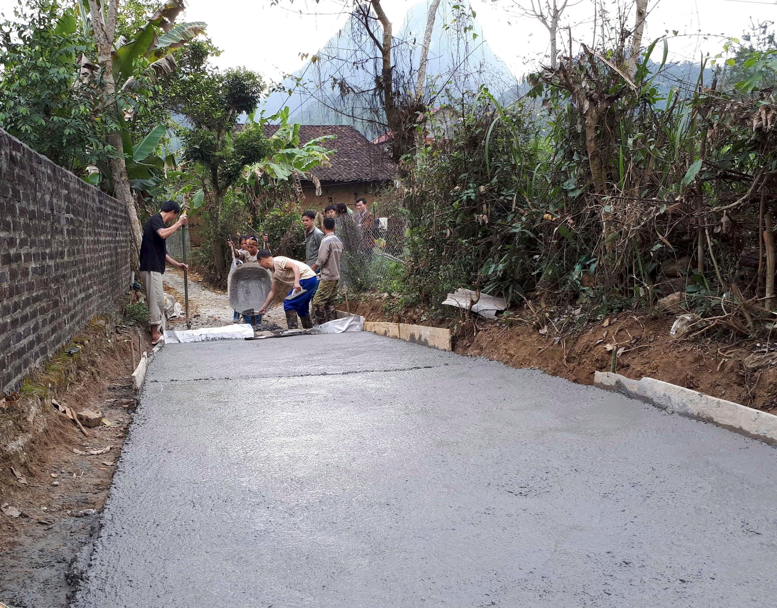 คอนกรีตในกาวบั่ง