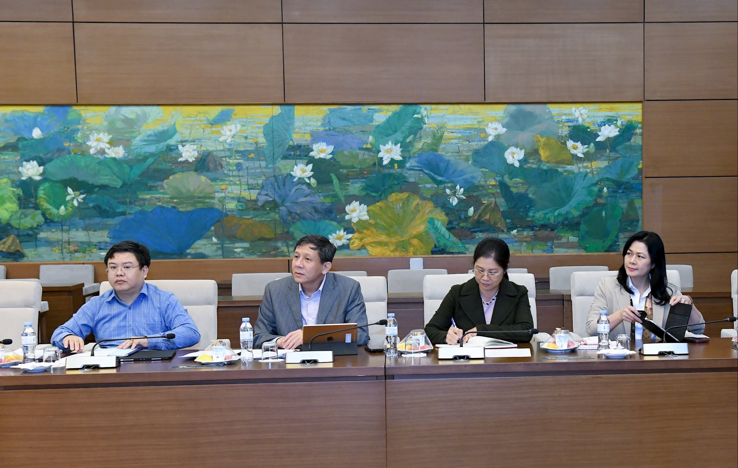 Các đại biểu dự cuộc làm việc.2