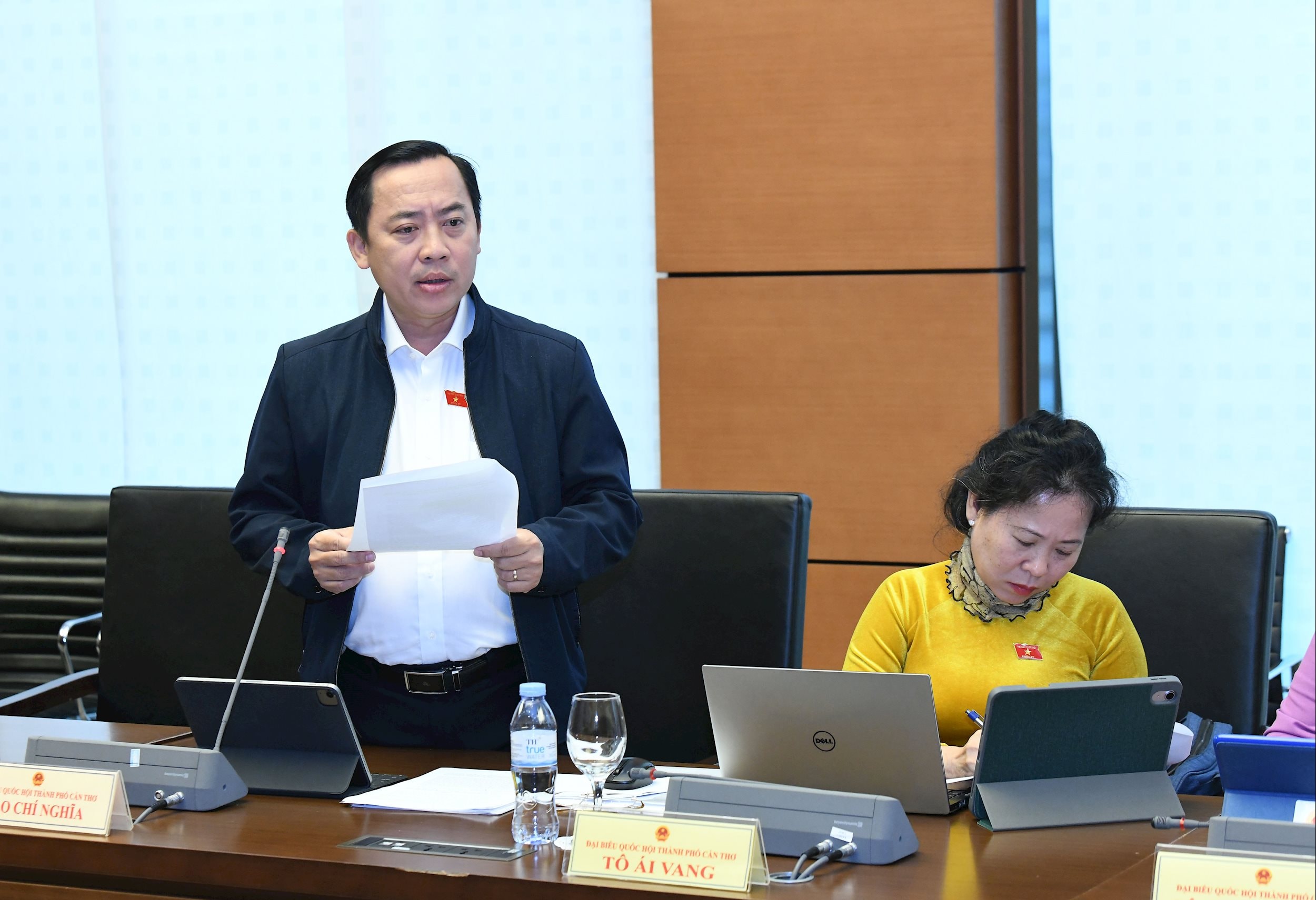 Đại biểu Đào Chí Nghĩa, Đoàn ĐBQH Thành phố Cần Thơ.2