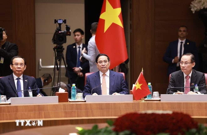 Thủ tướng Phạm Minh Chính phát biểu tại cuộc hội đàm với Thủ tướng Algeria Sifi Ghrieb. (Ảnh: Dương Giang/TTXVN) ttxvn-thu-tuong-hoi-dam-voi-thu-tuong-algeria-7.jpg