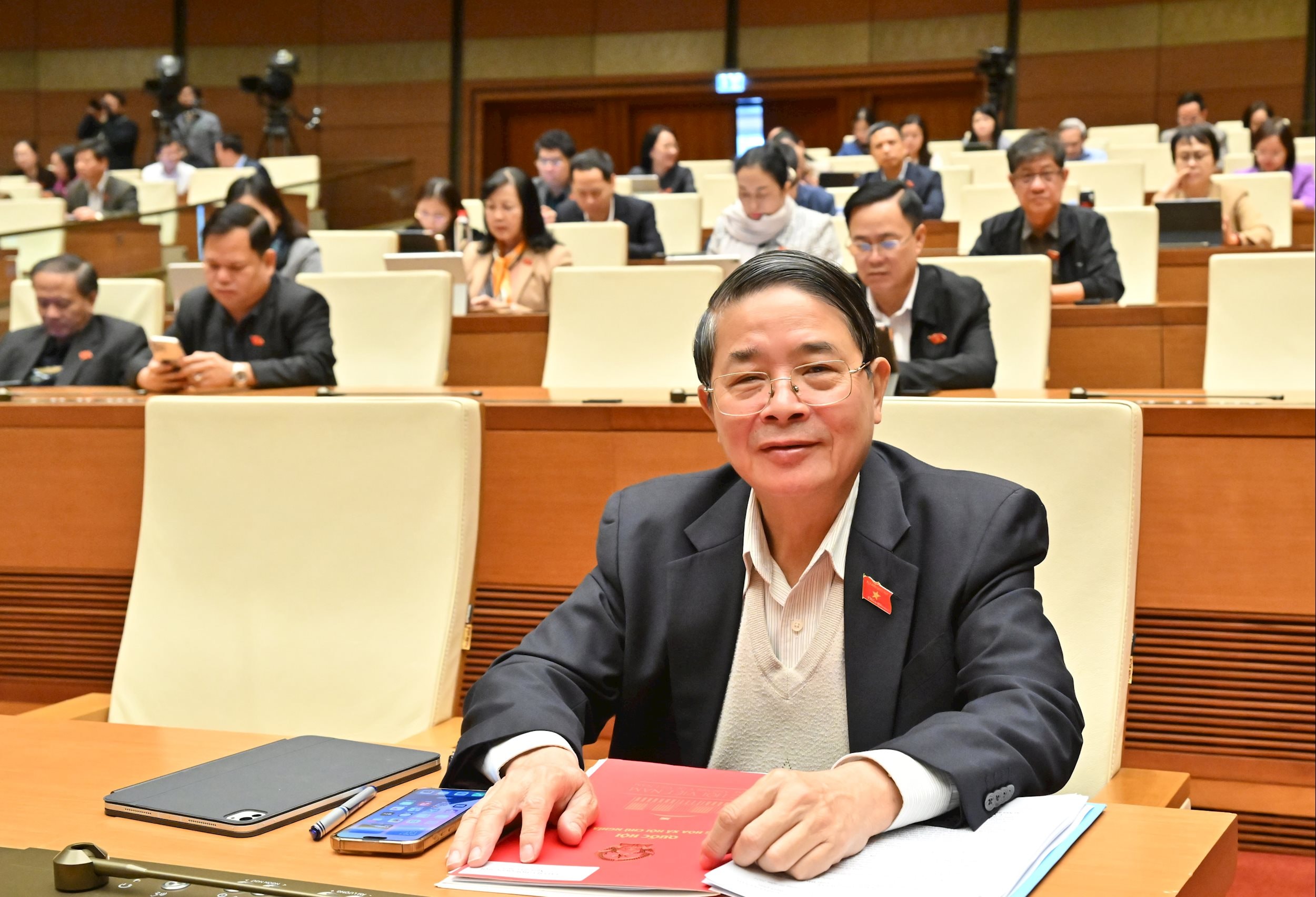 Phó Chủ tịch Quốc hội Nguyễn Đức Hải và các đại biểu tại phiên họp