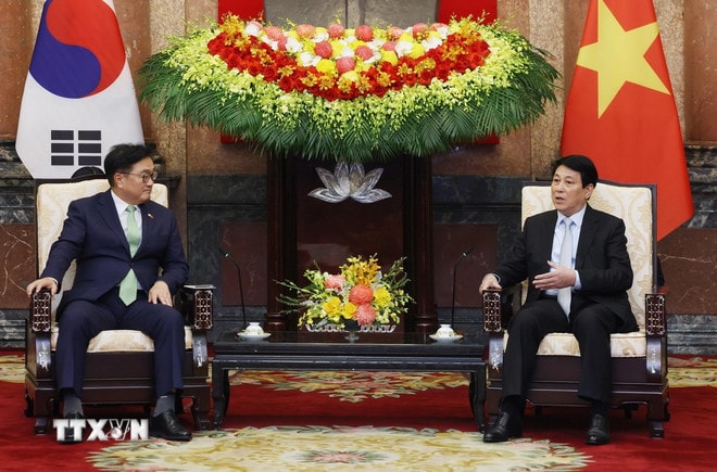 chu-tich-nuoc-luong-cuong-tiep-chu-tich-quoc-hoi-han-quoc-1.jpg