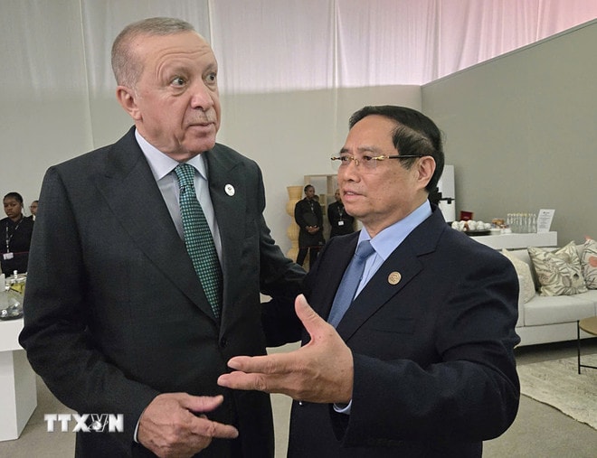 ttxvn-thu-tuong-pham-minh-chinh-gap-tong-thong-tho-nhi-ky-recep-tayyip-erdogan.jpg