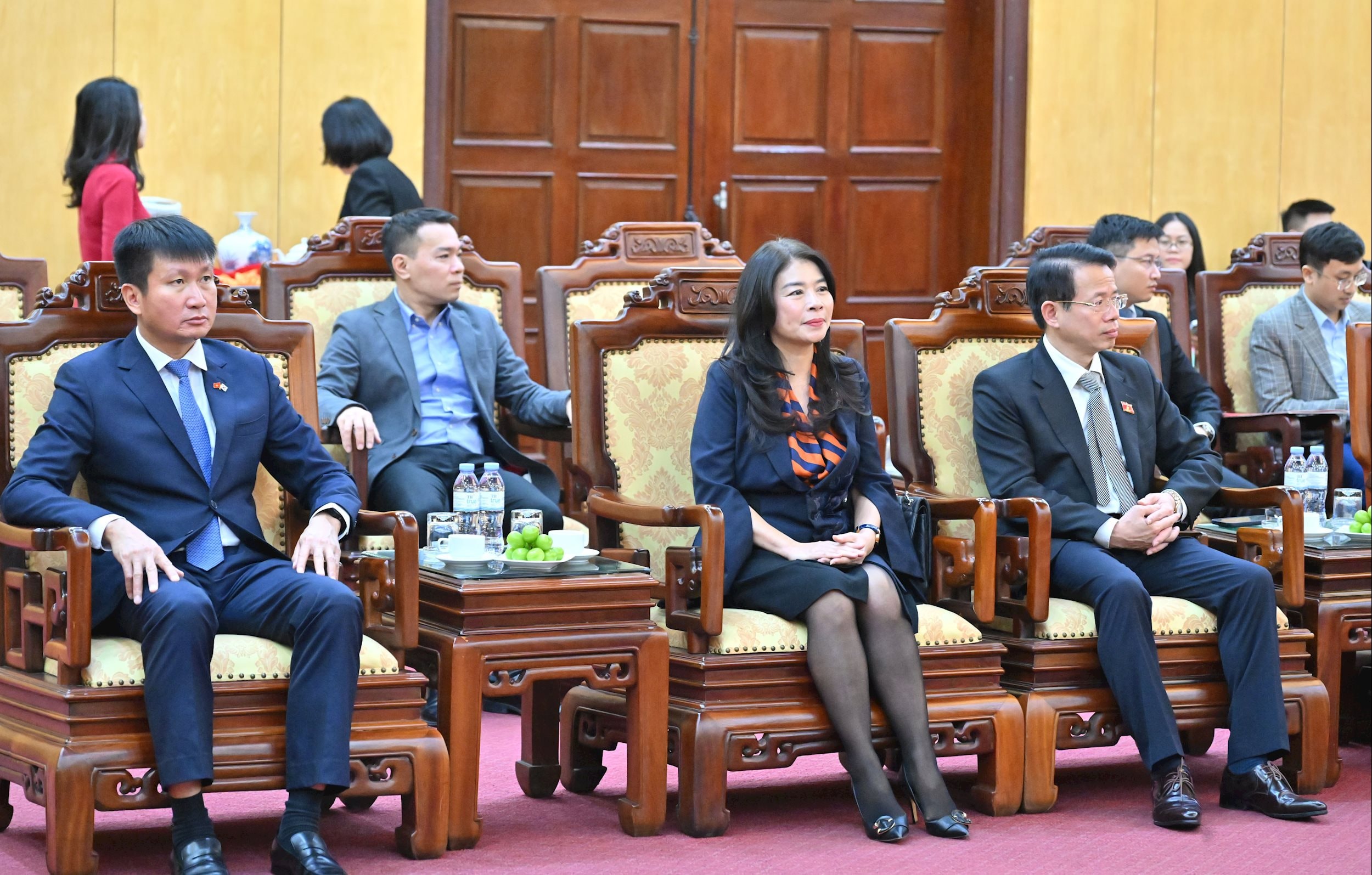 Vietnamese delegates at the reception