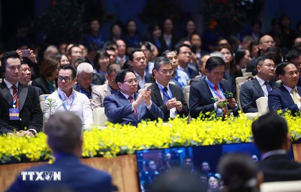 Thủ tướng Phạm Minh Chính tham dự Chương trình CEO 500 với chủ đề: “Thành phố Hồ Chí Minh: Hướng đến siêu đô thị quốc tế trong kỷ nguyên số”. (Ảnh: Dương Giang/TTXVN)