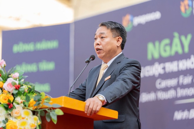 Vu Huu Y, Principal of Ha Nam Vocational College (Photo courtesy of PepsiCo)