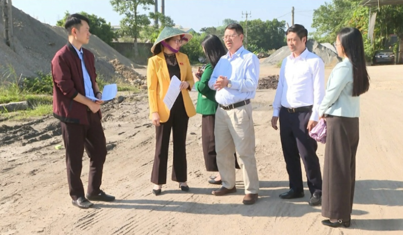 Thái Nguyên. Tổ công tác khảo sát tại khu vực quy hoạch Cụm công nghiệp nhỏ Cao Ngạn, phường Linh Sơn