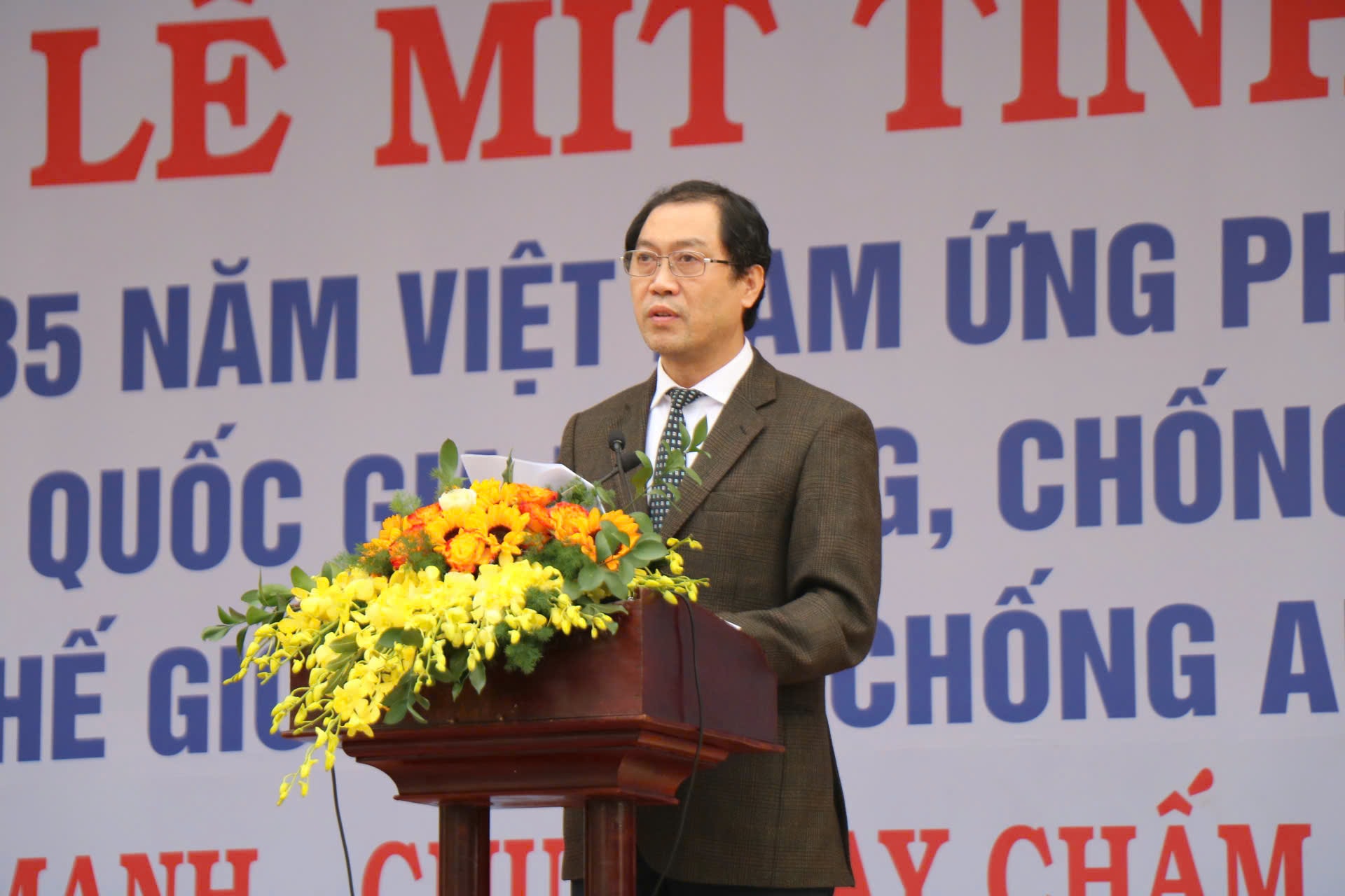 hue-huong-den-muc-tieu-phong-chong-hiv-1764465599158259022559.jpg