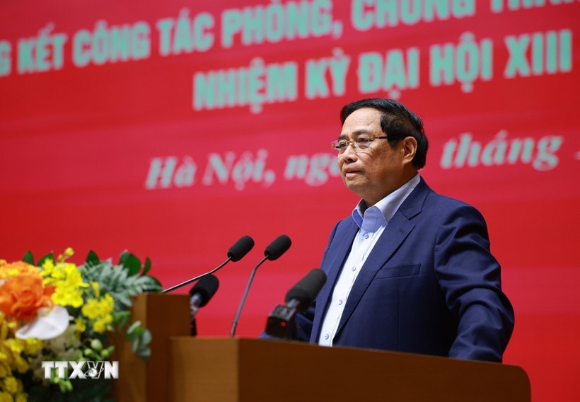 Thủ tướng Phạm Minh Chính phát biểu chỉ đạo Hội nghị của Đảng ủy Chính phủ tổng kết công tác phòng, chống tham nhũng, lãng phí, tiêu cực. (Ảnh: Dương Giang/TTXVN)