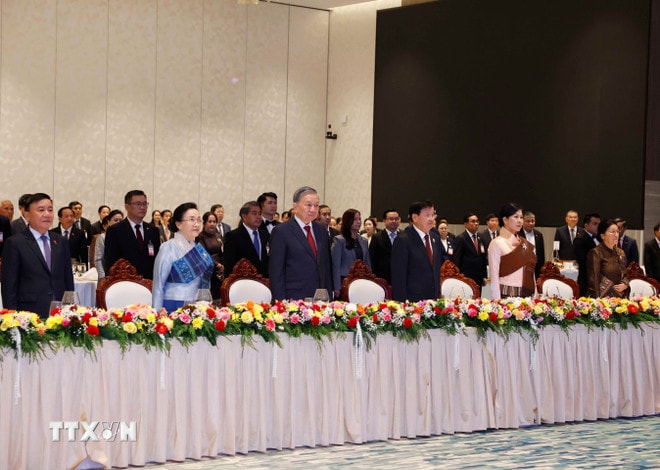 ttxvn-tong-bi-thu-to-lam-va-phu-nhan-du-chieu-dai-cap-nha-nuoc-do-tong-bi-thu-chu-tich-nuoc-lao-va-phu-nhan-chu-tri-3.jpg