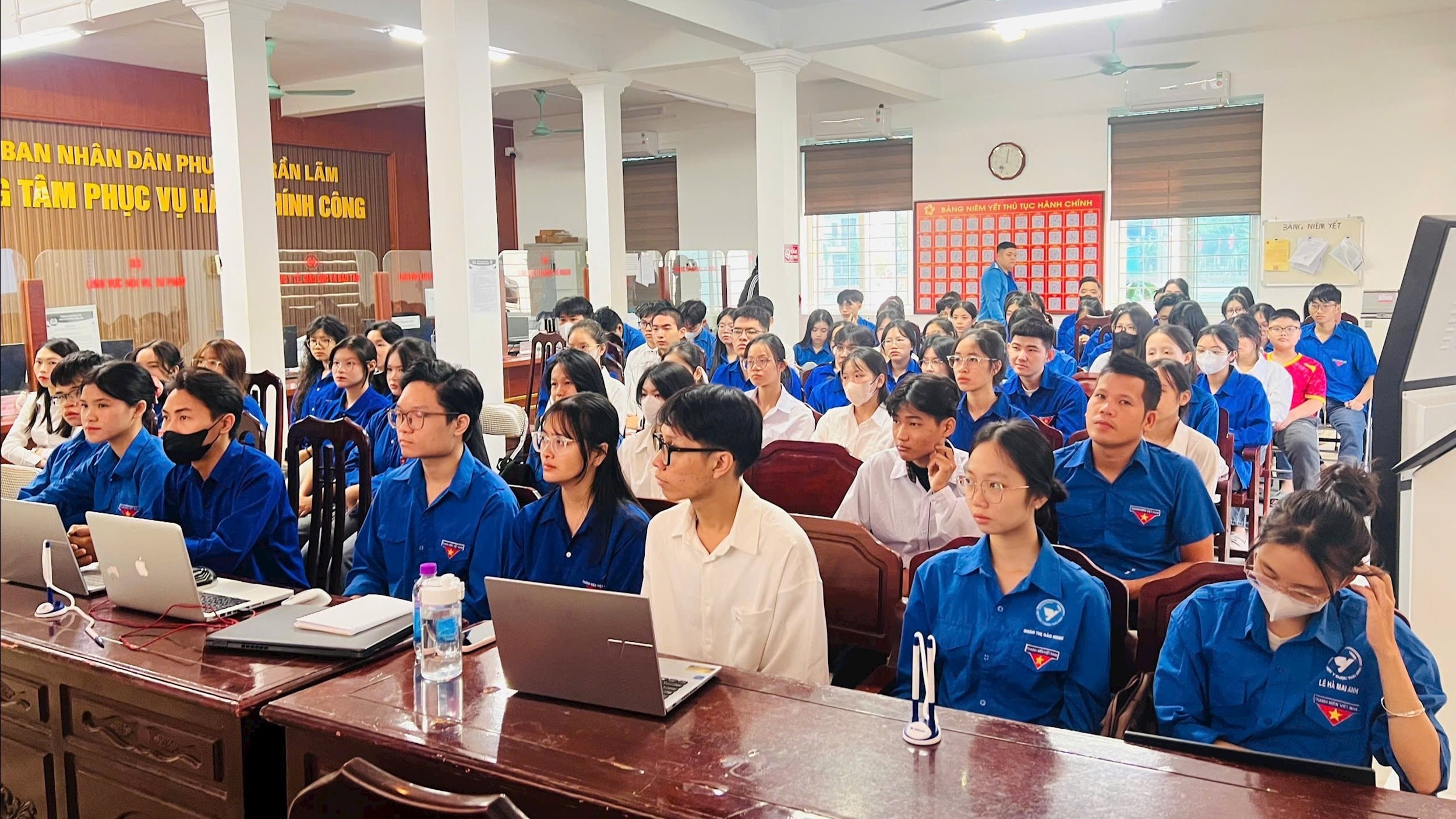 trung-tam-hanh-chinh-cong-phuong-tran-lam-tinh-hung-yen.jpg
