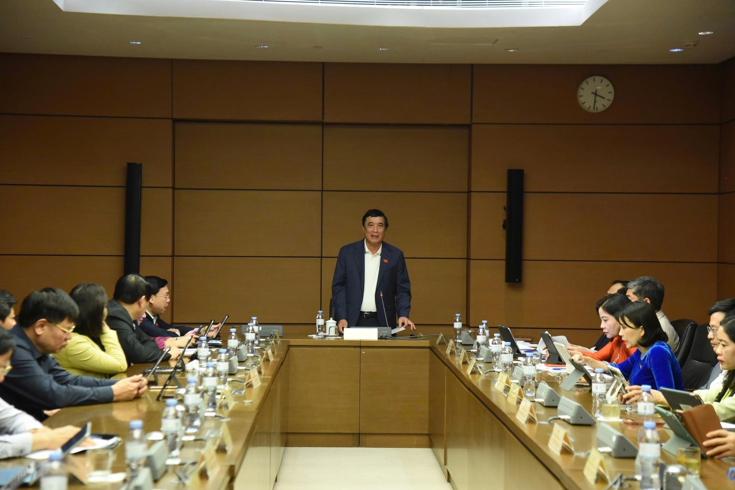 Afgevaardigde van de Nationale Assemblee Bui Minh Chau (Phu Tho)