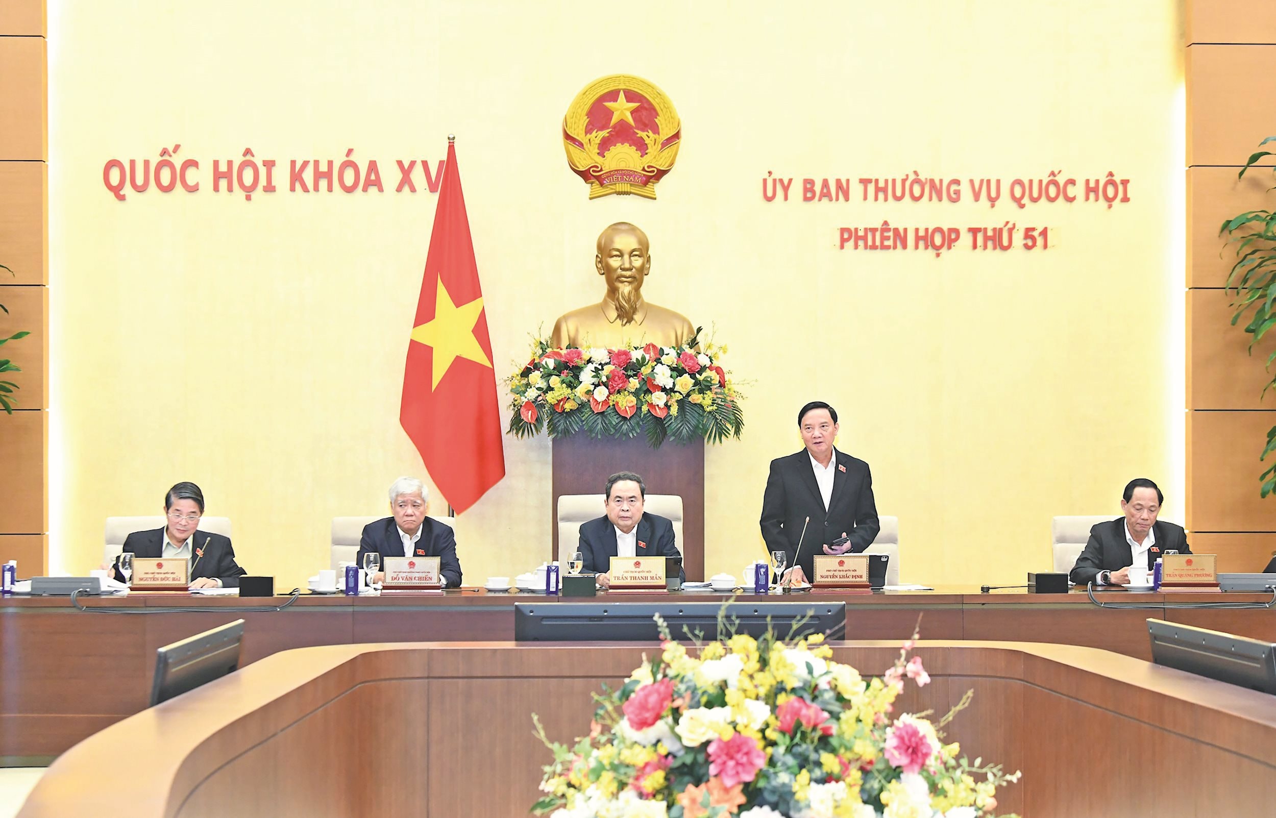 pho-chu-tich-qh-nguyen-khac-dinh.3.jpg