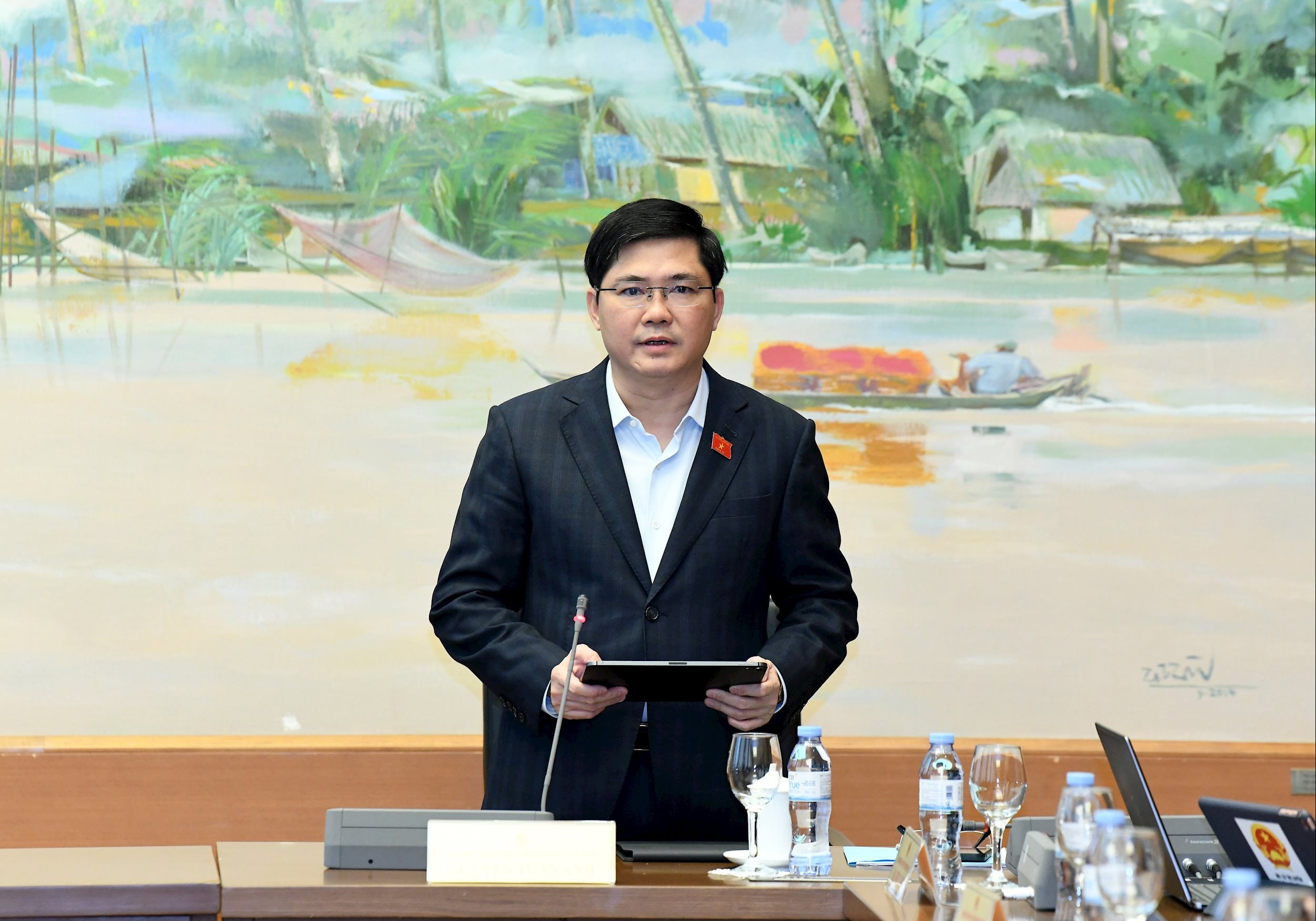 Trưởng Đoàn ĐBQH Thành phố Cần Thơ Nguyễn Tuấn Anh.2