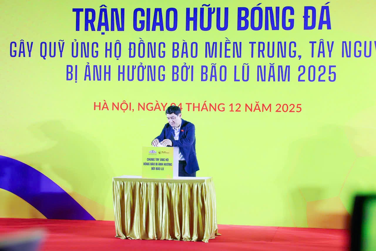 z7293134056950_13517316429ef7bf46d776eaaaa0933d.jpg