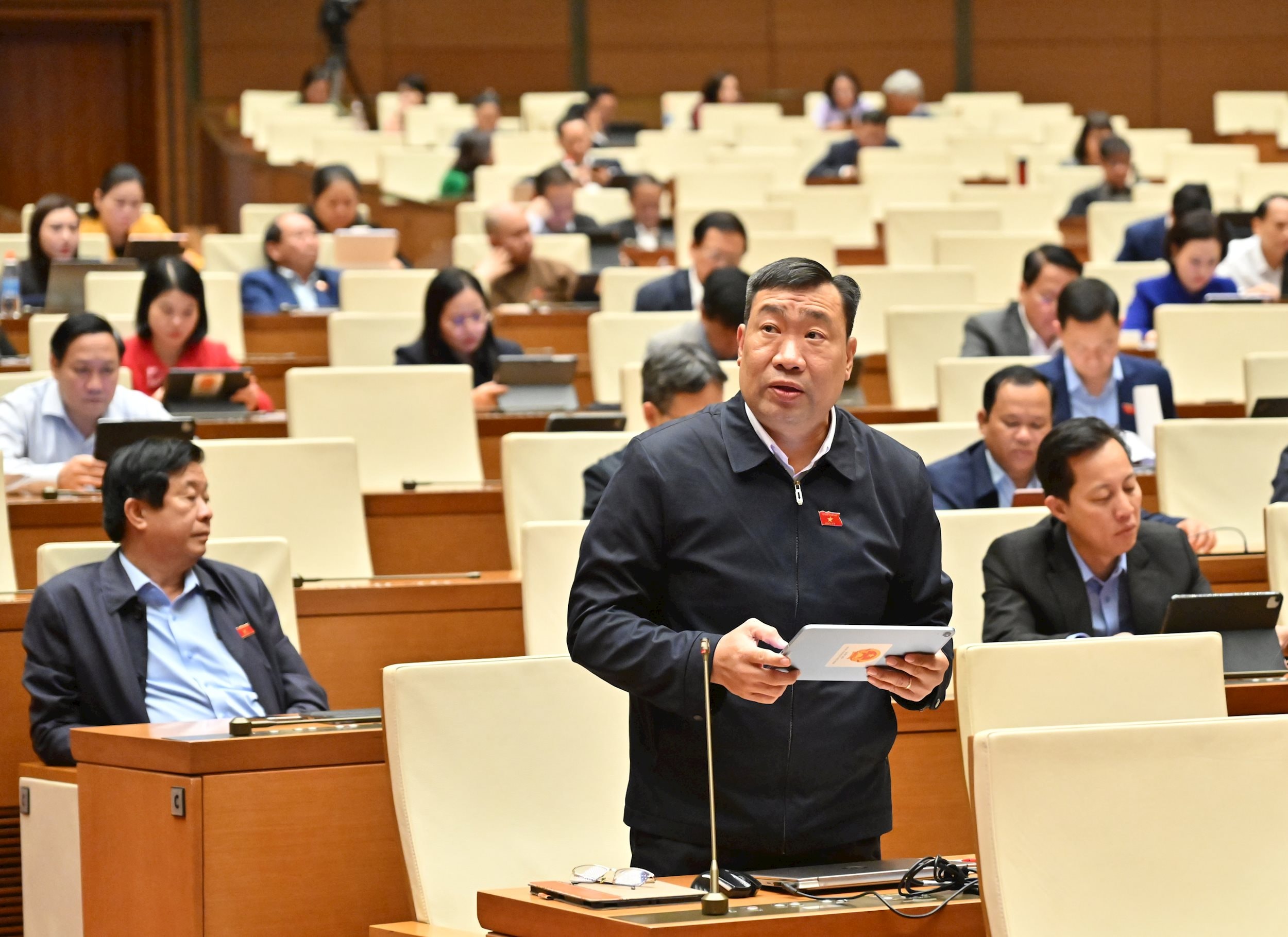 Βουλευτής της Εθνοσυνέλευσης Thach Phuoc Binh (Vinh Long)