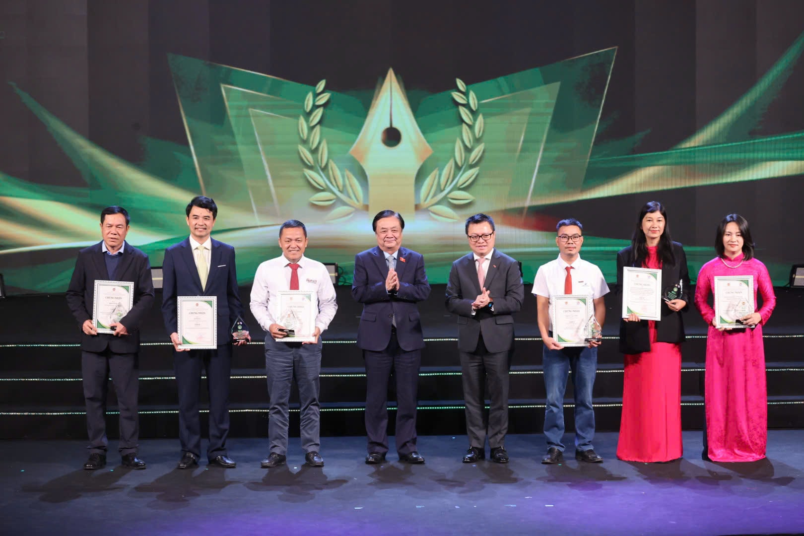 ដំណាក់កាល ខ