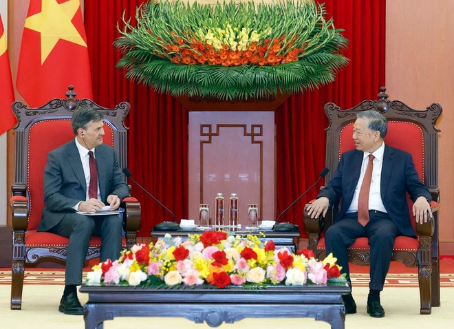 vna-potal-tong-bi-thu-to-lam-tiep-giam-doc-hoc-vien-tong-thong-lien-bang-nga-8457998.jpg