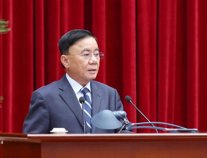 vna-potal-thuong-truc-ban-bi-thu-tran-cam-tu-du-hoi-nghi-toan-quoc-tong-ket-cong-tac-to-chuc-xay-dung-dang-nam-2025-8456831.jpg