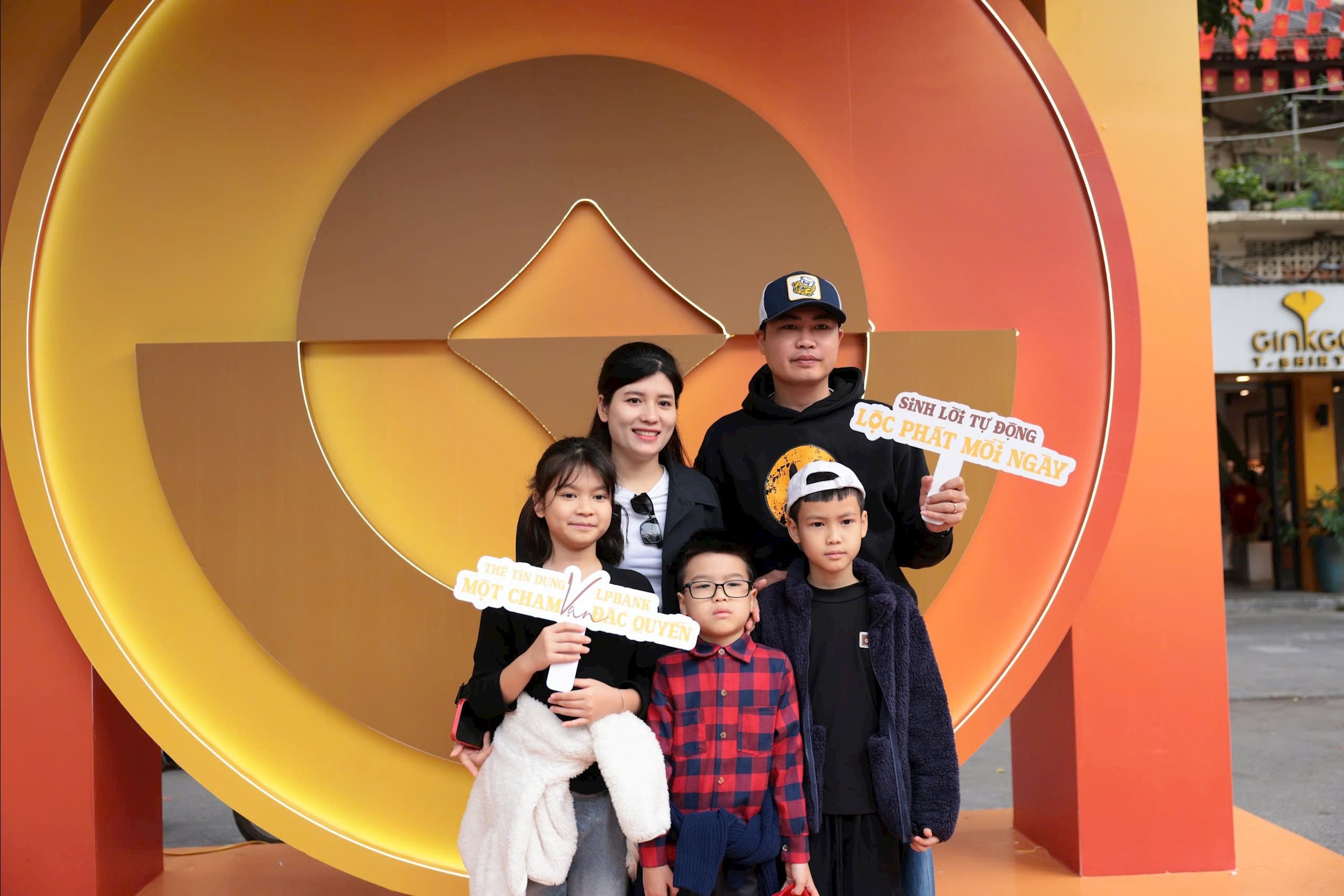 फोटो 4_खुशी का उत्सव