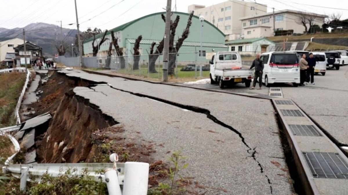 Japan Lifts Tsunami Warning After 7.5-Magnitude Earthquake Off Northeast Coast Injures 30 Japan Lifts Tsunami Warning After 7.5-Magnitude Earthquake Off Northeast Coast Injures 30