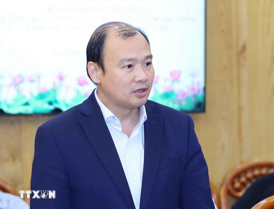 Ông Lê Hải Bình, Ủy viên Dự khuyết Trung ương Đảng, Thứ trưởng Thường trực Bộ Văn hóa, Thể thao và Du lịch, phát biểu tại buổi làm việc. (Ảnh: Phương Hoa/TTXVN)